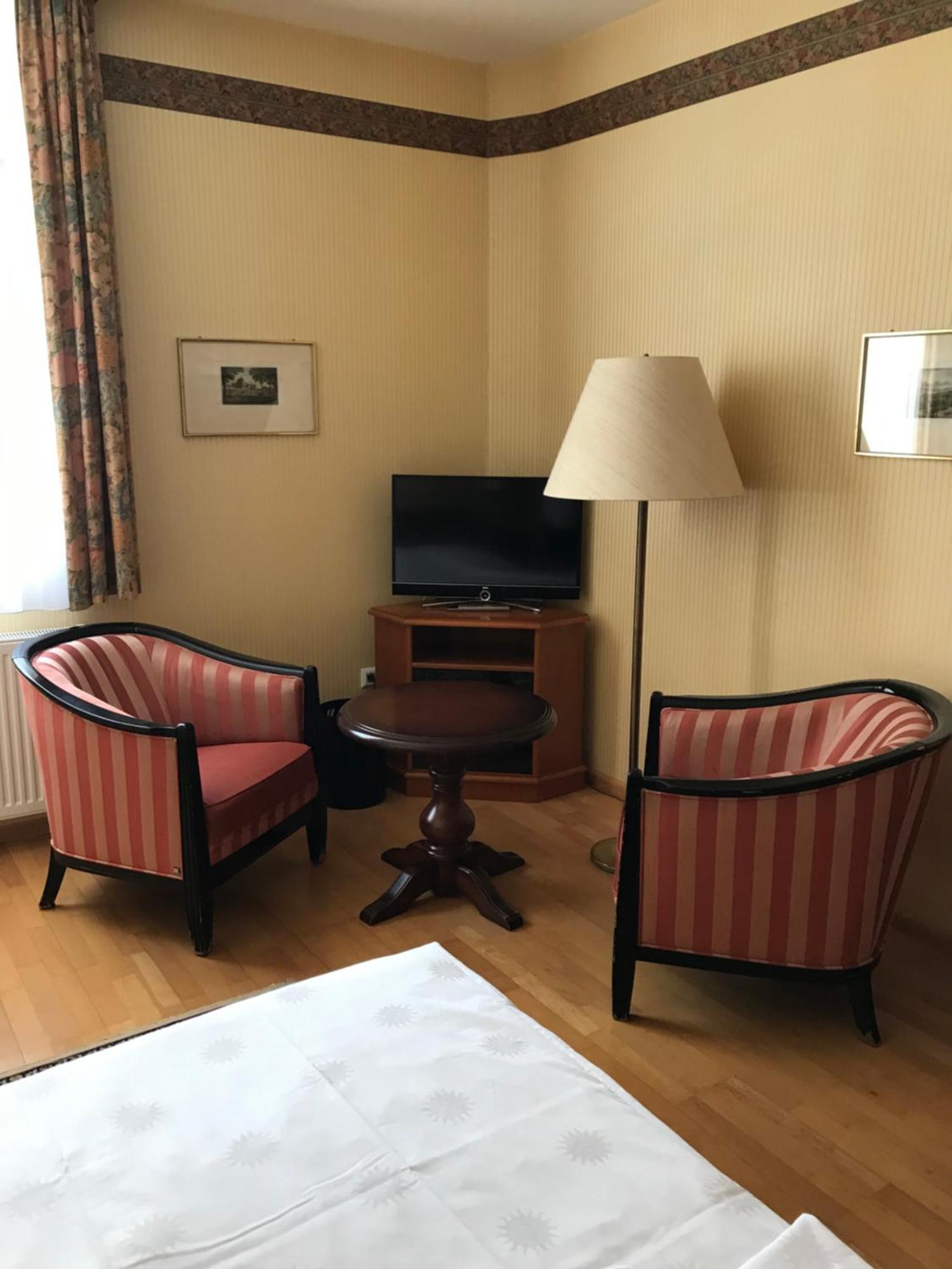 Boardinghouse Sonne Hotel Офенбург Стая снимка