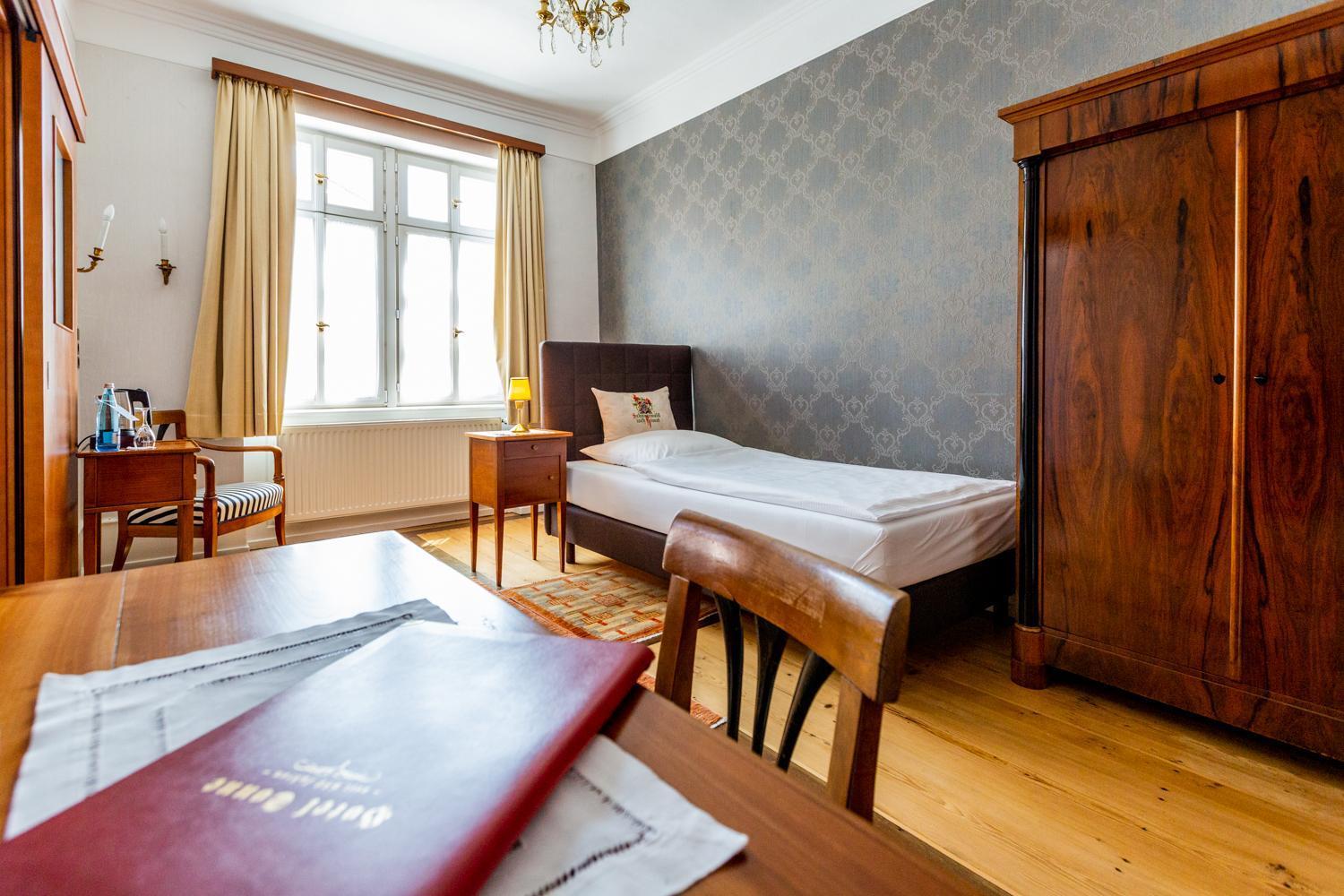 Boardinghouse Sonne Hotel Офенбург Стая снимка