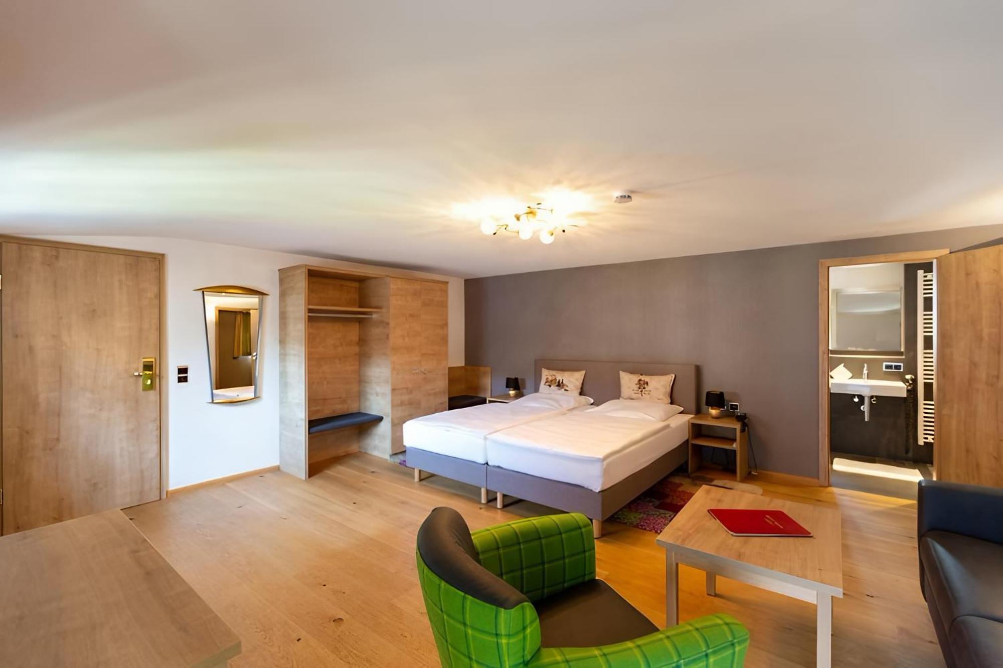 Boardinghouse Sonne Hotel Офенбург Екстериор снимка